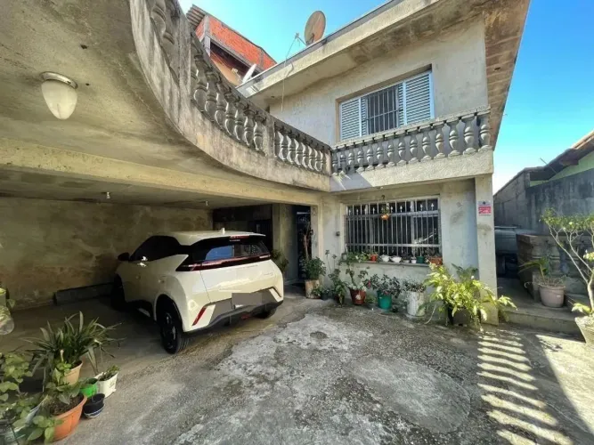 Casa à venda em Barueri, Jardim Mutinga, com 6 quartos, com 330 m²