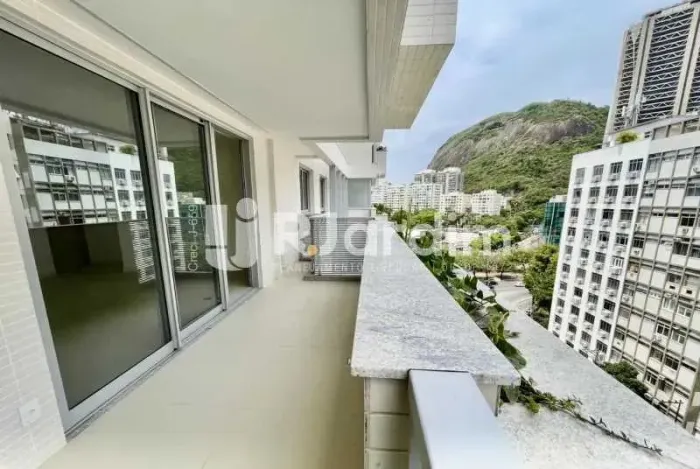 Apartamento / Residencial / Botafogo