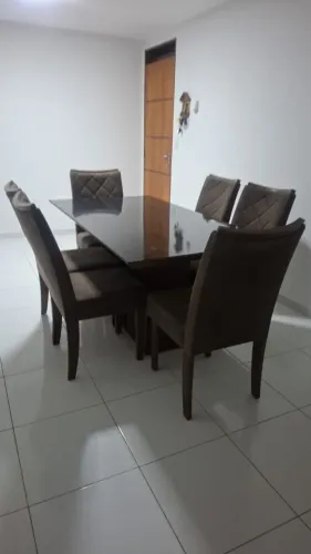 Mesa de jantar 6 lugares