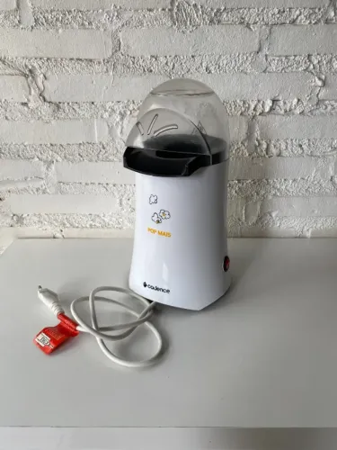 Ref. 438 Pipoqueira Elétrica Cadence Pop Mais em Excelente Estado Conservada