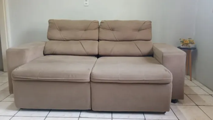 VENDO SOFÁ RETRÁTIL & RECLINÁVEL / R$: 500,00