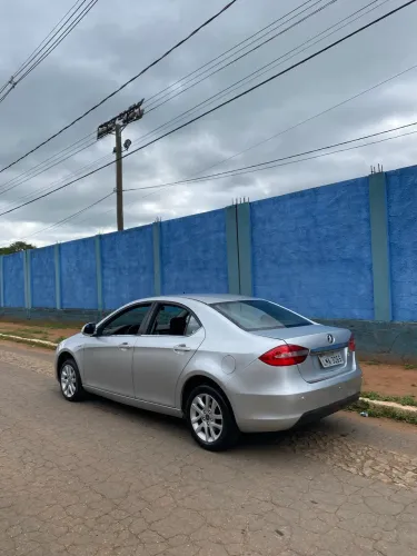 JAC J5 Sedan 1.5 16V 4P Mec. 2014