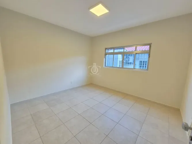 Sala Comercial para Locação em Mauá, Matriz