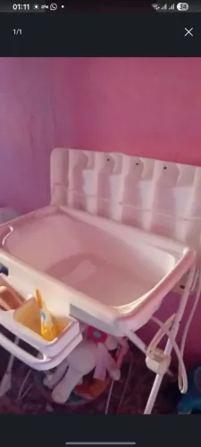 Banheira com suporte e trocador ROSA