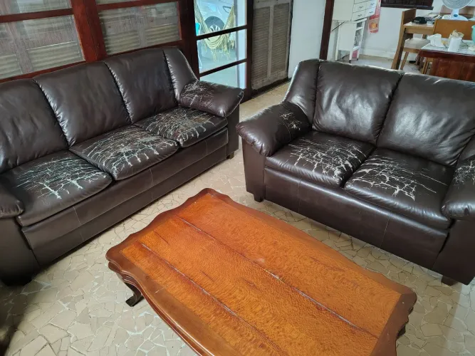 Conjunto de sofás Hervel Marrom escuro Usado