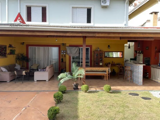 Casa à venda no Home & Club Villa Branca - Jacareí-SP