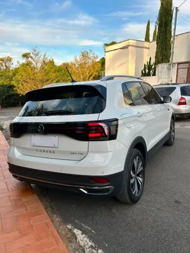 Volkswagen T-Cross Highline 1.4 TSI Flex 16V 5P AUT 2023
