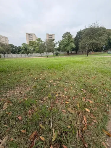 VENDO TERRENO DE ESQUINA NO CONDOMÍNIO BELVEDERE I