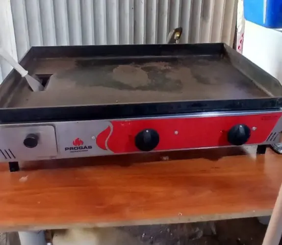 Vendo Chapa De Hamburguer, Pro Gás!
