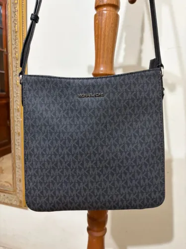 Bolsa Transversal Jet Set Michael Kors