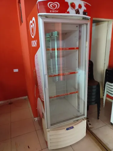Diversos Equipamentos de Comercio
