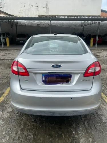 Ford Fiesta Sedan SE 1.6 16V Flex 4P 2013