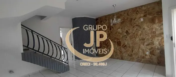 Sobrado em cond./ 3 Dorm./ Suíte/ Espaço Gourmet/ Aluguel R$ 4.000,00