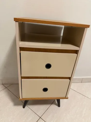Conjunto 2 mesas de Cabeceiras