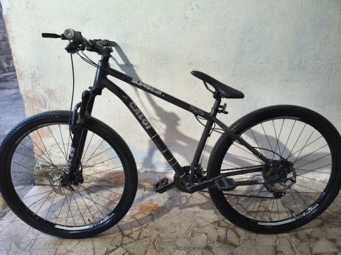 Bicicleta CALOI, único dono, 2 anos de uso, bem conservada