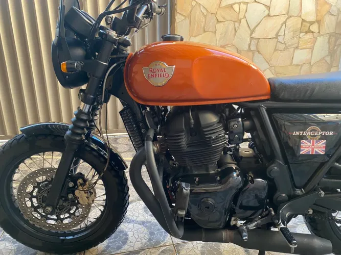 Troco Interceptor 650 por carro mesmo valor