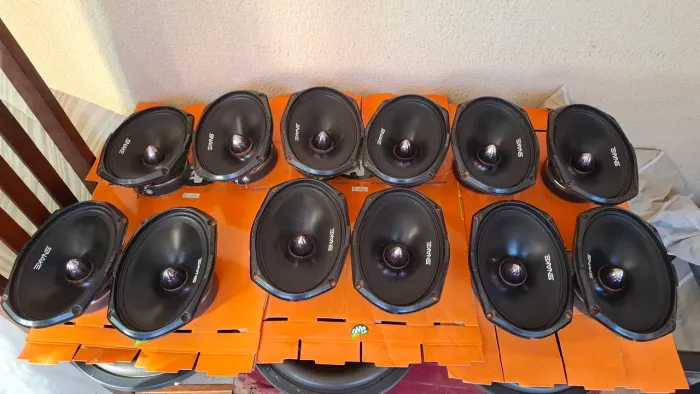 Som automotivo grave power vox de 800 snake 320 rms