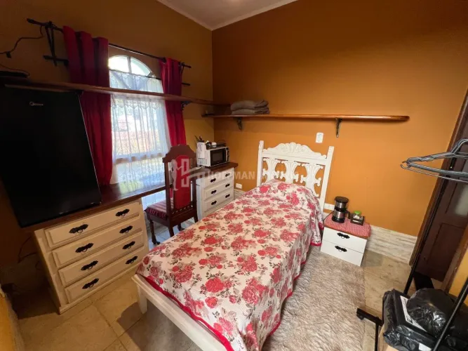 Casa para Locação com 15m² Tipo Studio com Piscina