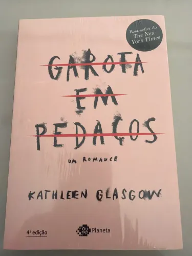 Livro Garota em Pedaços Novo/Lacrado