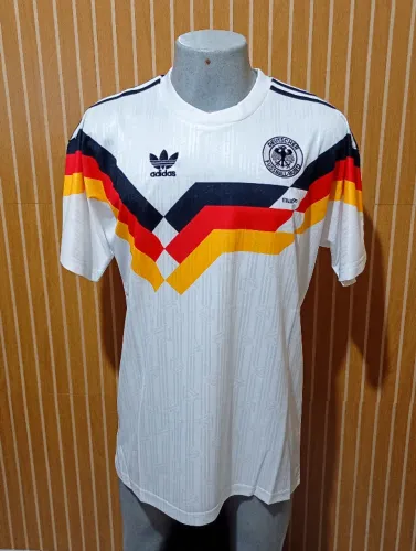 Camisa Alemanha Retrô Tailândesa 1990 | Entrego e Envio | Estoque Limitado