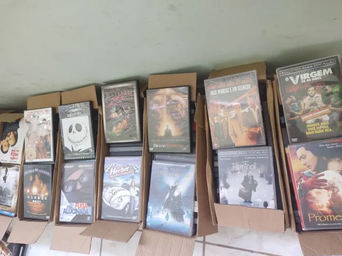 Coleção Filmes DVD todos originais 1300 unidades 