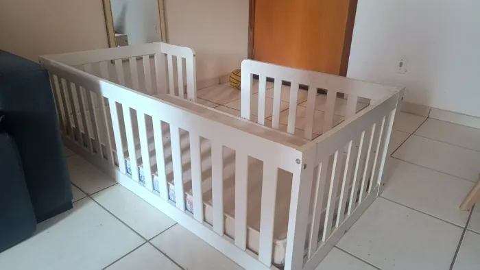 Cama infantil montessoriana 