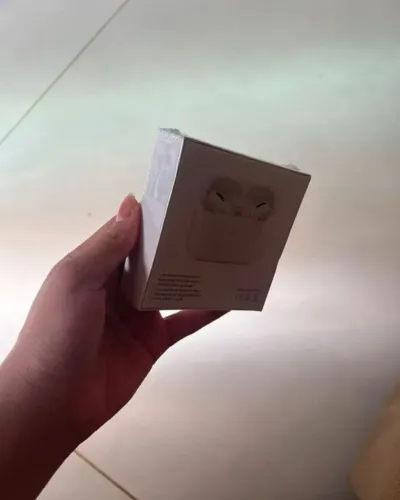 Fone NOVO LACRADO PARA IPHONE