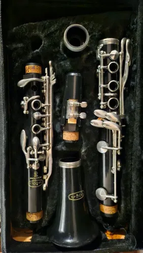 Clarinete americana Vito ResoTone Sib 17 chaves top!