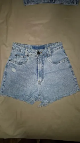 Shorts jeans sem cobertura