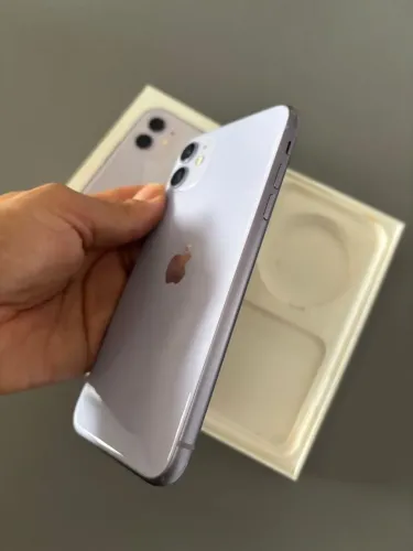 IPHONE 11 64