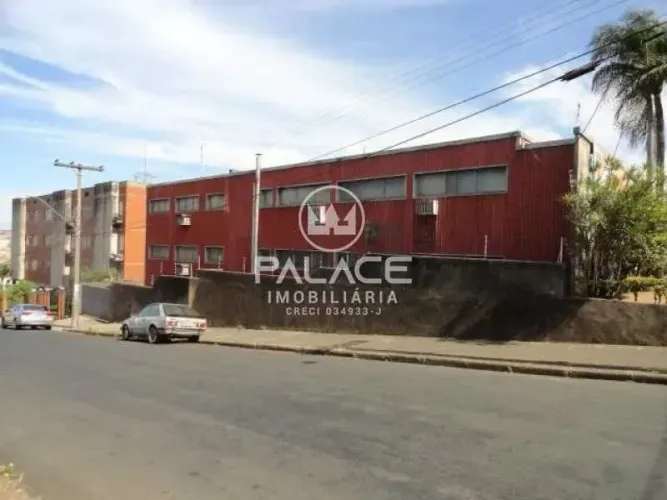 Barracão : / Comercial / Castelinho