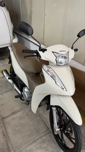 Biz 125 3000km rodado