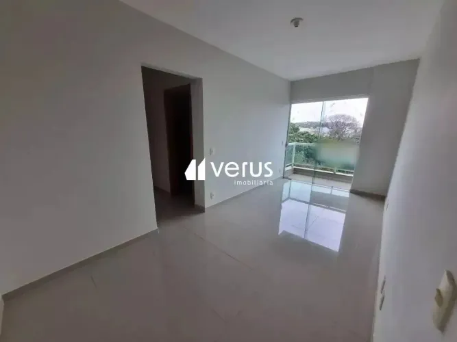 Apartamento à venda, 2 quartos, 1 suíte, 1 vaga, Saraiva - Uberlândia/MG