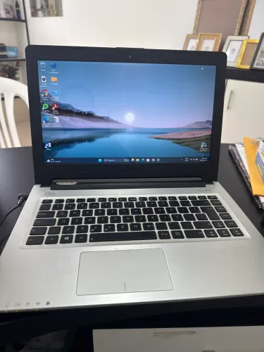 Notebook Asus  processador Intel core i7 - 3517u 1.90GHz