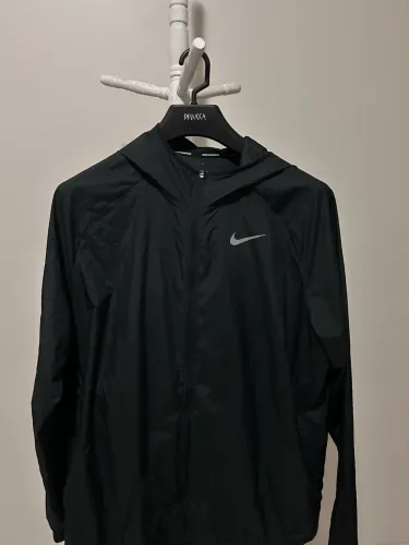 Corta vento Nike