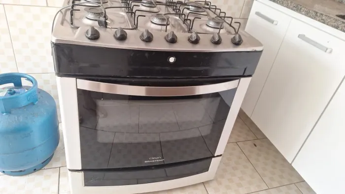 Vendo Fogão 5 bocas