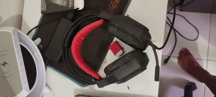 Fone gamer com RGB