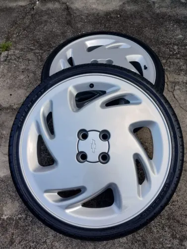 Rodas 18 do Kadett GSI