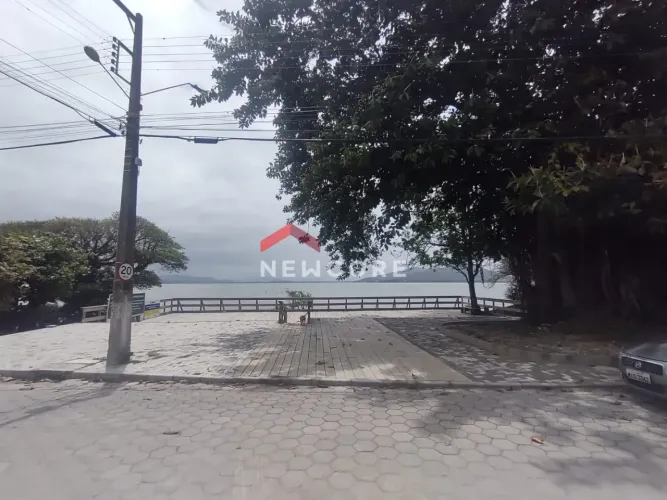 Casa em Av. Beira Mar - GUAIÚBA - Imbituba/SC