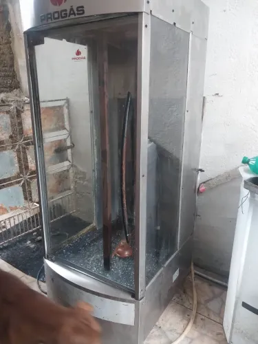 Máquina de assar frango 