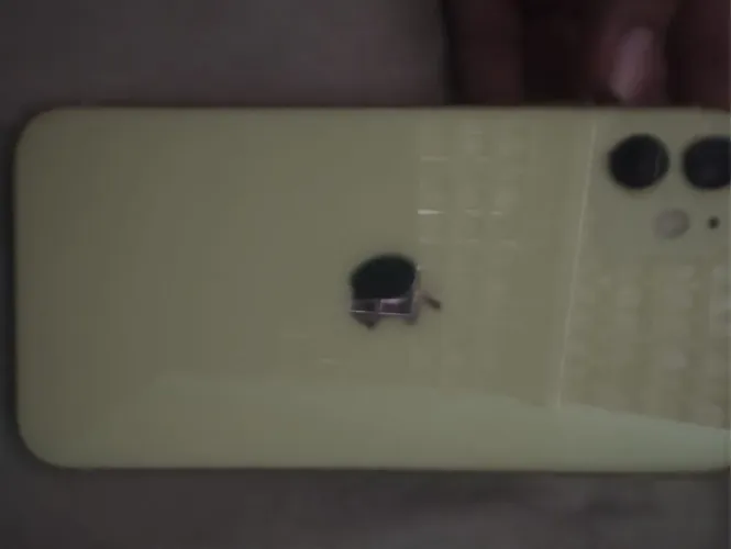 iPhone 11