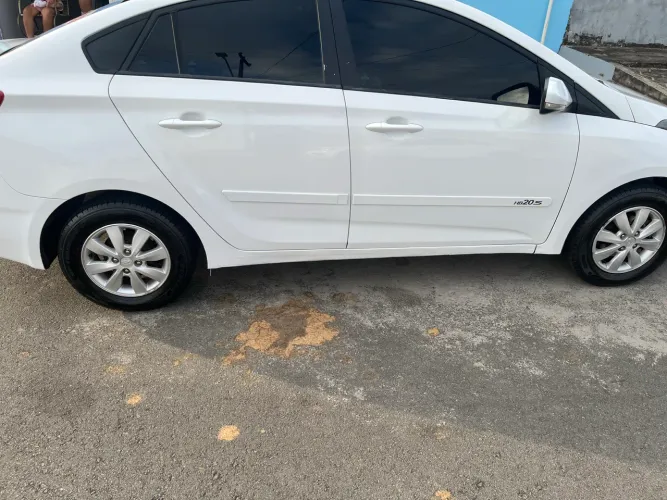 Hyundai HB20S C.plus/c.style 1.6 Flex 16V Mec.4p 2015