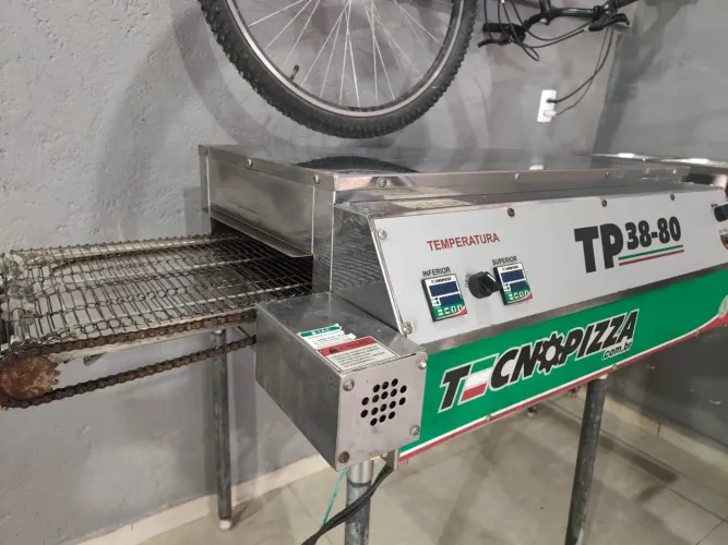 FORNO ELÉTRICO DE ESTEIRA TECNOPIZZA 