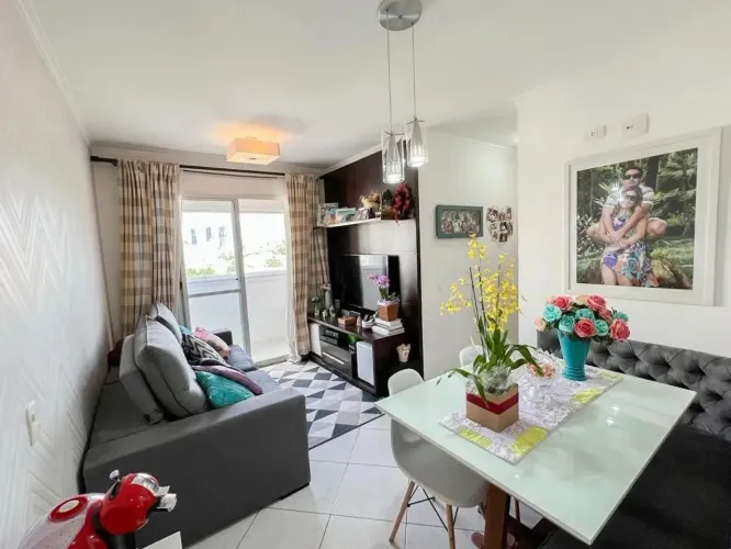 Apartamento de 2 dormitórios com lazer completo no Parque Continental São Paulo