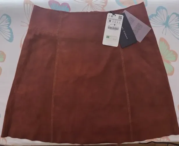 Saia de couro - Zara