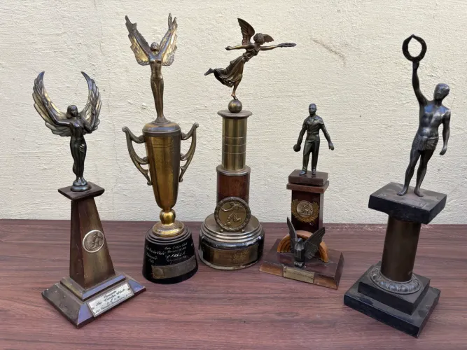 Troféus antigo , 1965, 72,86