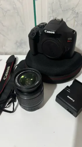 Câmera Cânon Rebel T7