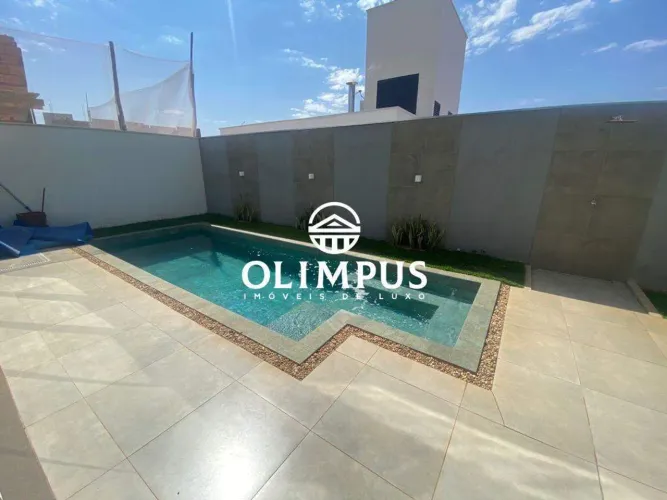 Casa no Condomínio Jardim Versailles para alugar- Bairro Nova Uberlândia Uberlândia
