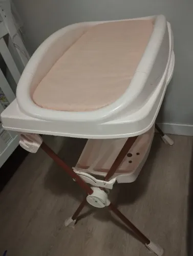 Trocador com banheira bebê Galzerano rosa + Cadeira de alimentação Galzerano Poke