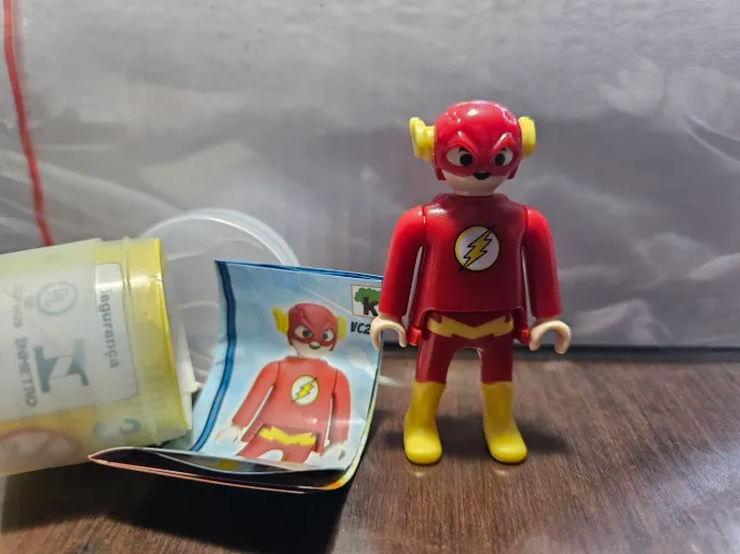 FLASH Kinder ovo Playmobil DC